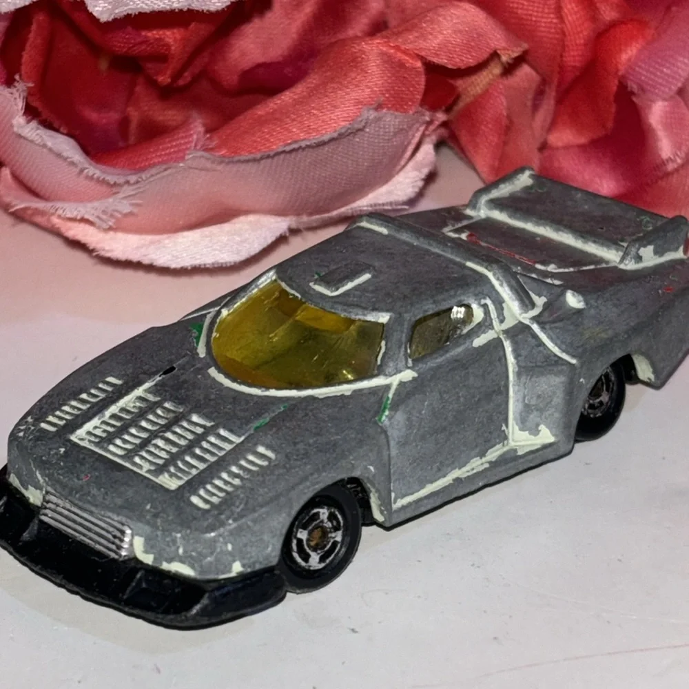 Tomica Lancia Stratos Turbo 1:64 Scale Diecast Car paint off now pure